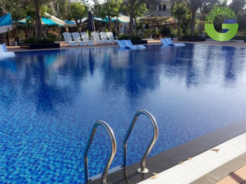 xử lý nước hồ bơi bằng hcl