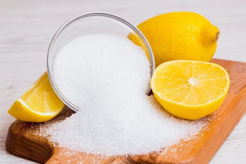 Acid citric là một axit hữu cơ yếu thuộc nhóm axit hydroxy (AHA)
