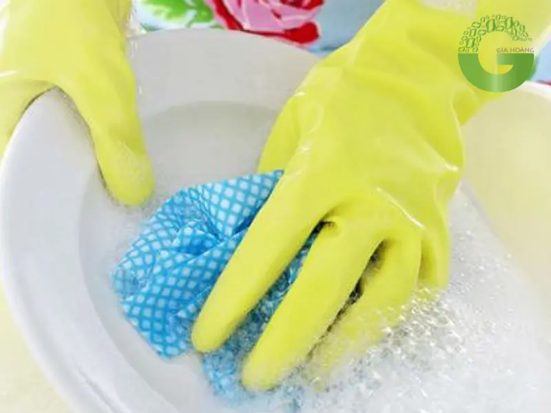 Hóa chất tẩy rửa công nghiệp