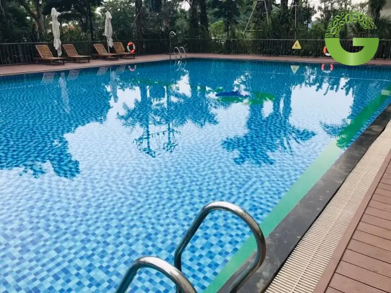 Cách Xử Lý Nước Hồ Bơi Bằng Axit HCl Hiệu Quả Nhất
