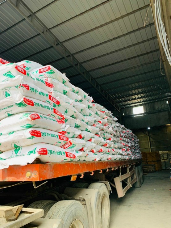 [BÁN] Phân bón Urê, xuất xứ Việt Nam, 50kg/bao